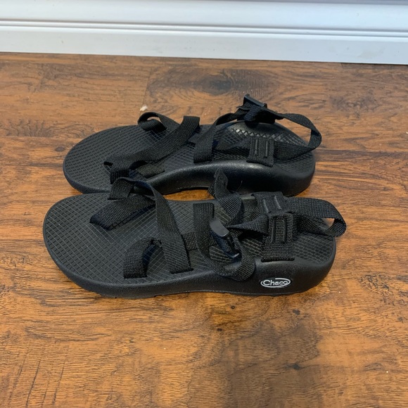 Chaco Women Sandals - Picture 2 of 4